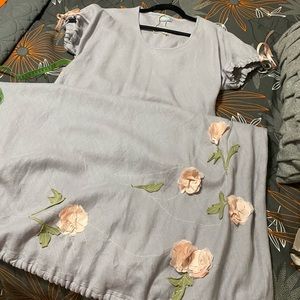 Chic Floral Appliqué Maxi Dress